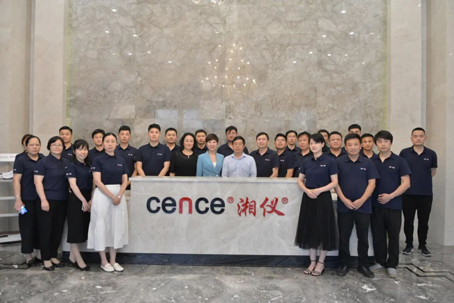 Đào tạo đội ngũ bán hàng Xiang Yi