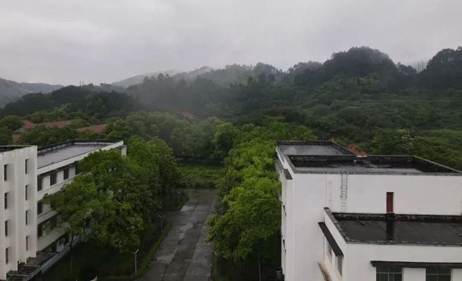 [Roots Tour] tham gia cùng hongjiang, đổi mới tình yêu của xiangyi's!