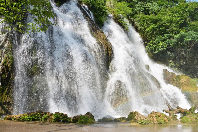Chào mừng kỷ niệm 100 năm thành lập Đảng Cộng Sản Trung Quốc, xiangyi centrifuge tour du lịch 5 ngày Quý Châu đầy màu sắc