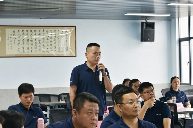 Đào tạo đội ngũ bán hàng Xiang Yi