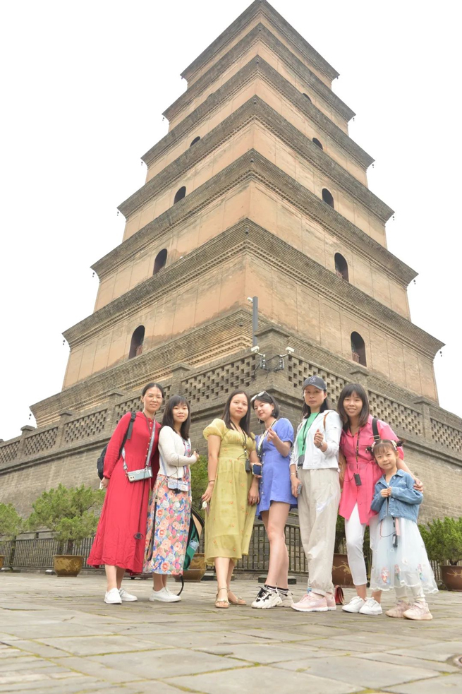 Nhân viên xiangyi tập trung tại thủ đô Tây An Cổ Đại để trải nghiệm cuộc hành trình lịch sử và văn hóa ngàn năm.